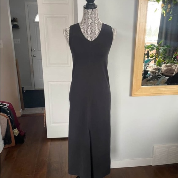 Lululemon Ease of It All Dress. Softstream Fabric. Medium/Size 6. Dark Grey. - Picture 8 of 10
